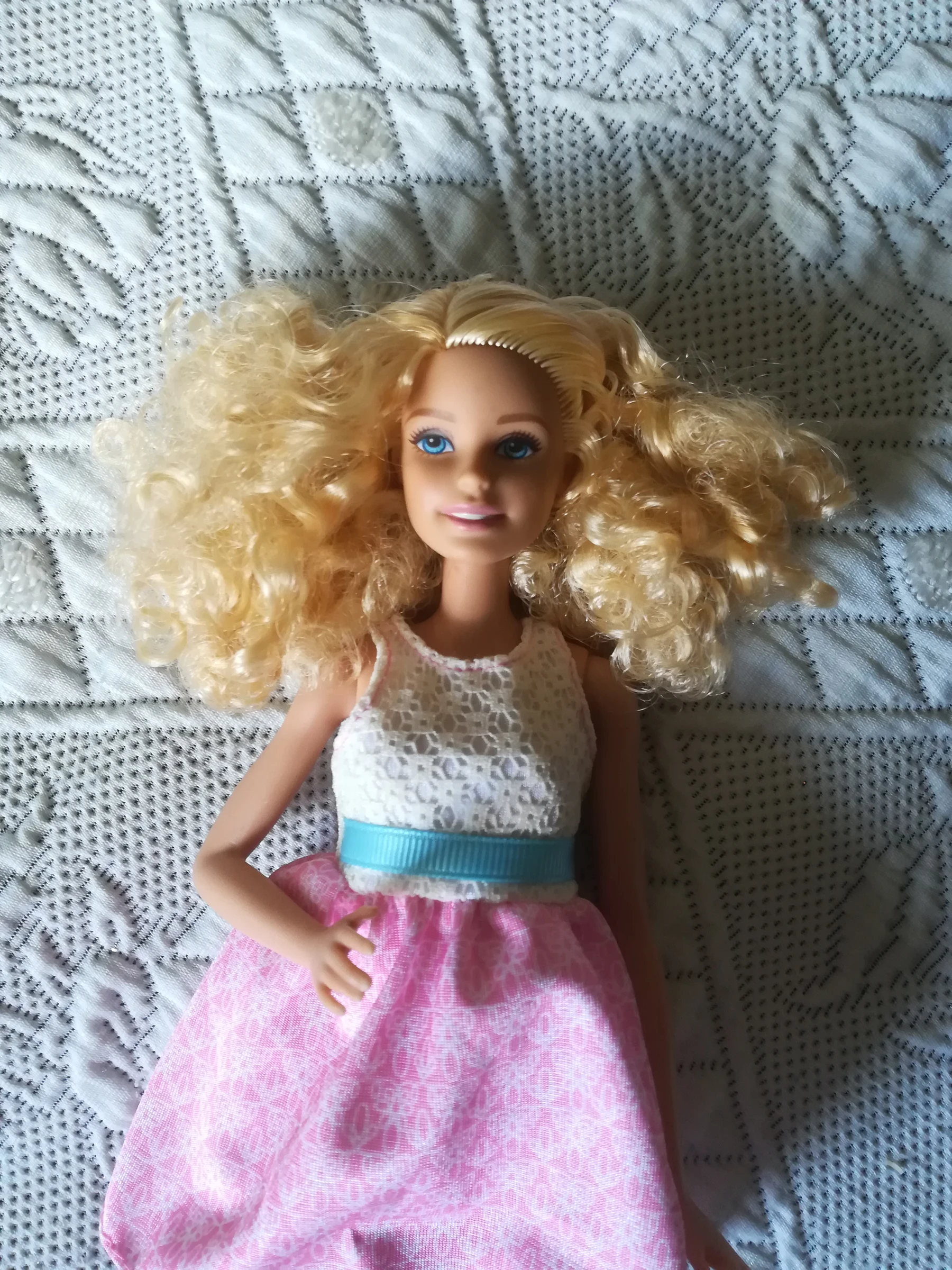 Barbie Fashionistas Powder Pink Doll (Ref. DGY57) from 2016 – photo 3
